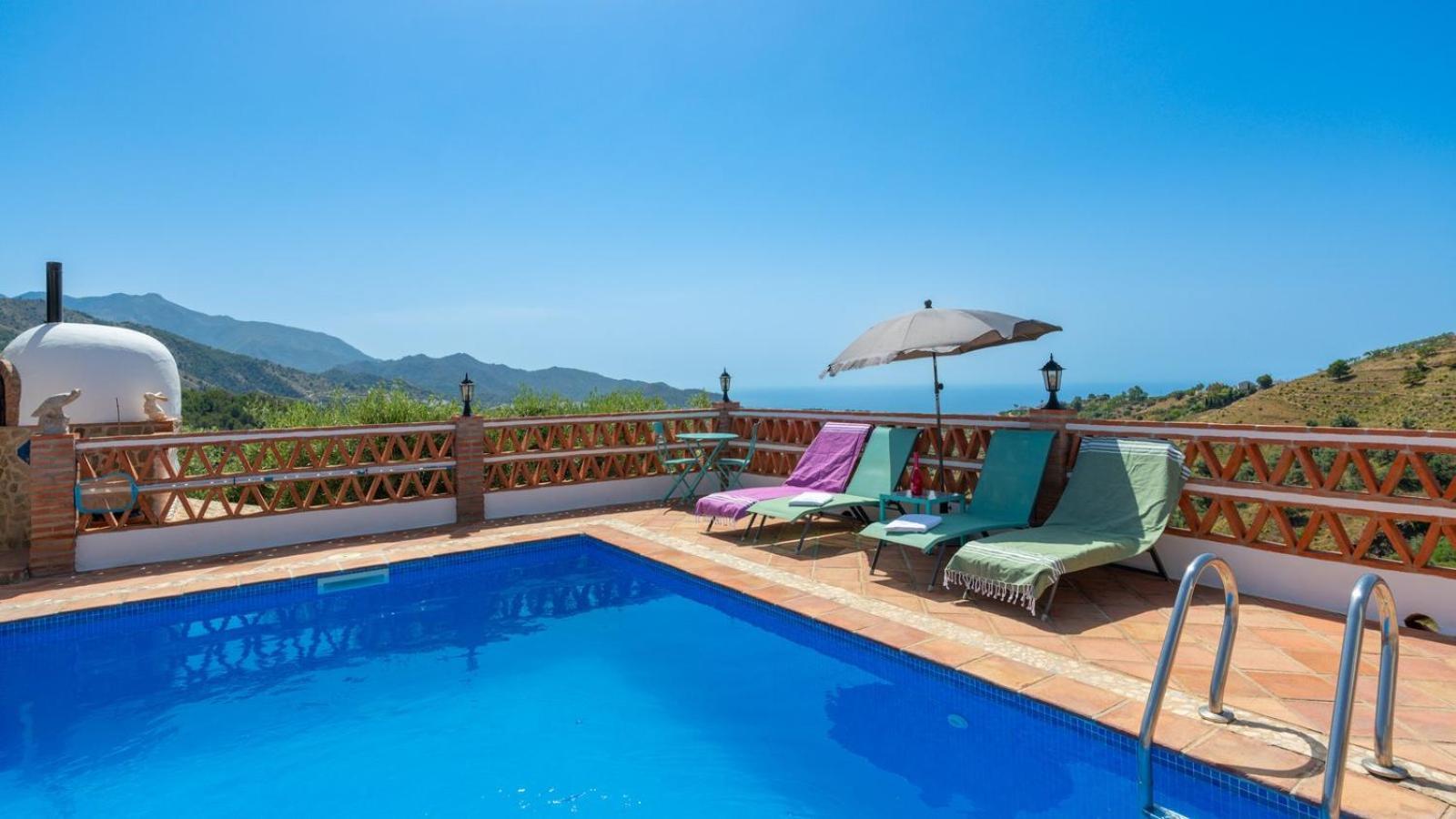 Cortijo El Mirador Frigiliana By Ruralidays Villa Luaran gambar